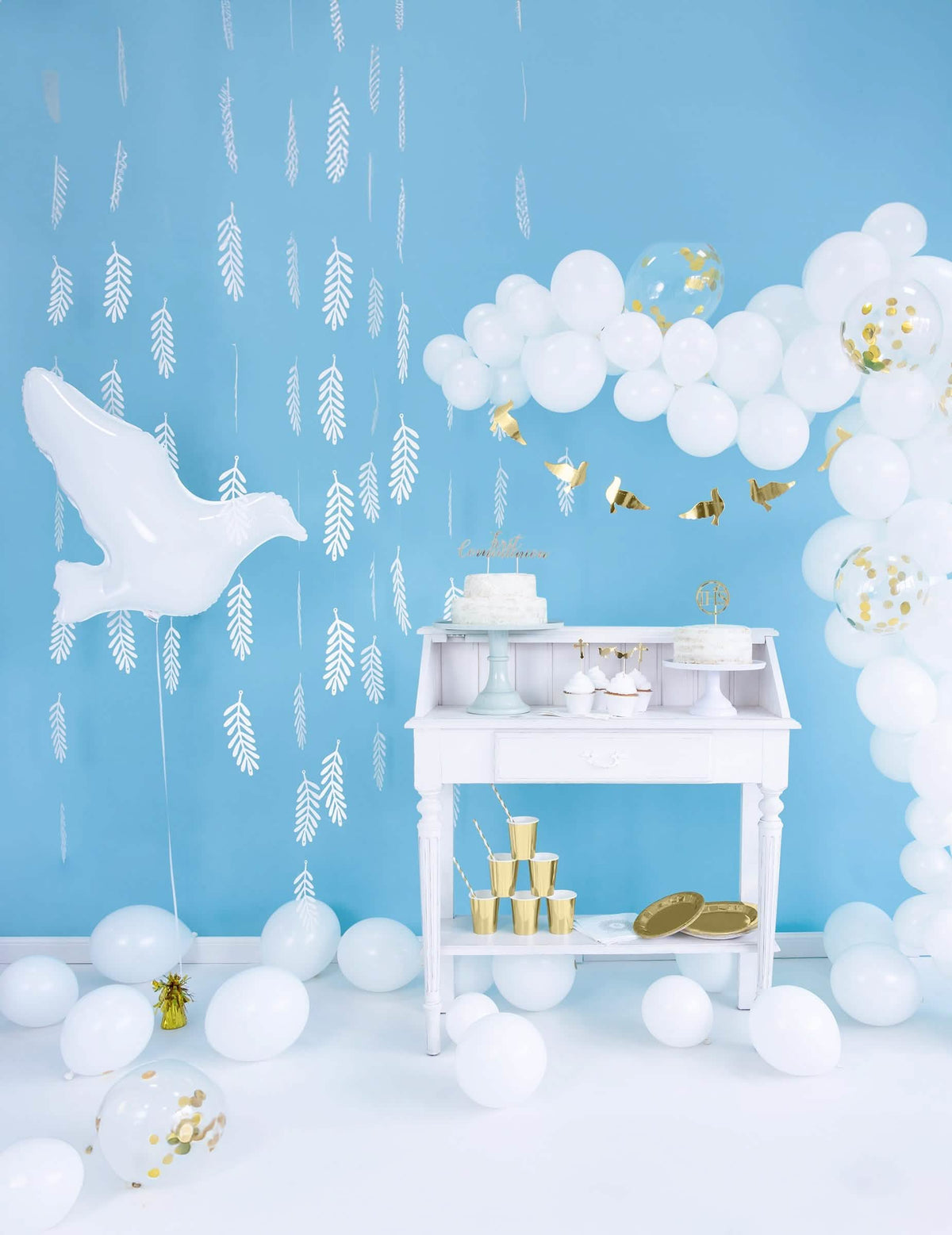 Decoração de buffet com balão de alumínio pomba