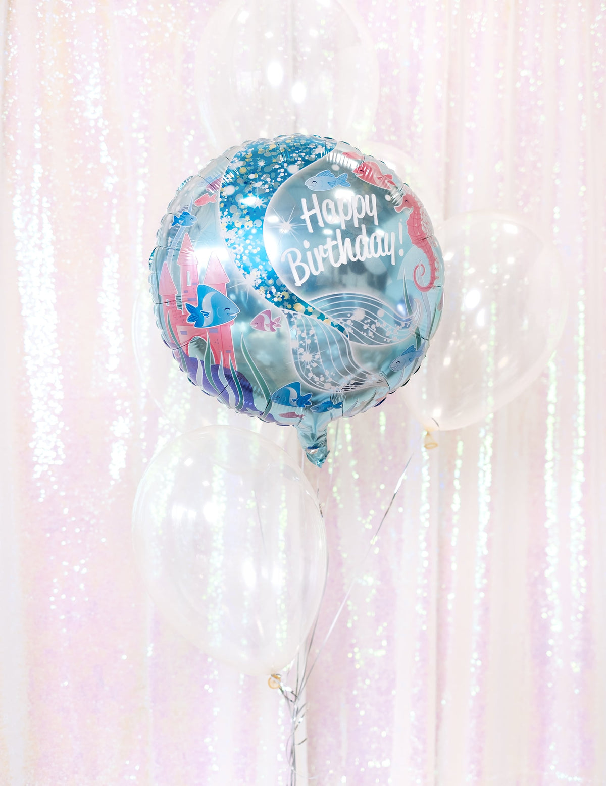 Mise en situation du ballon aluminium jolie sirène dans un bouquet de ballons