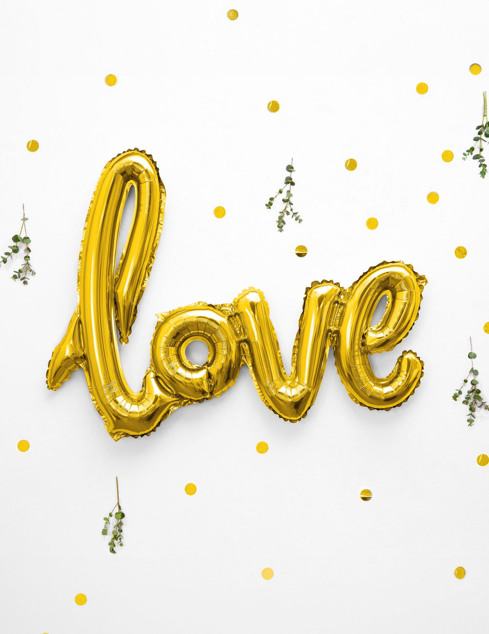 Mise en scène festive du ballon aluminium Love