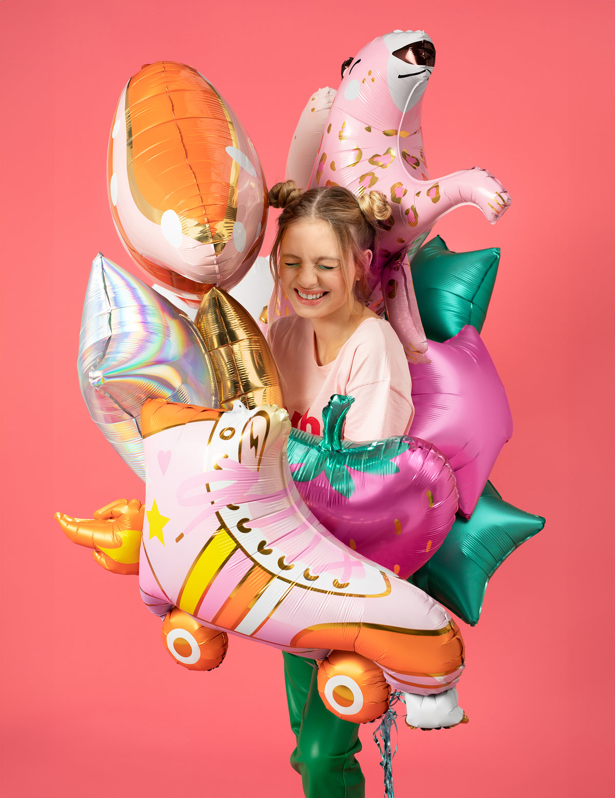 Mise en scène avec bouquet du ballon aluminium patin à roulette