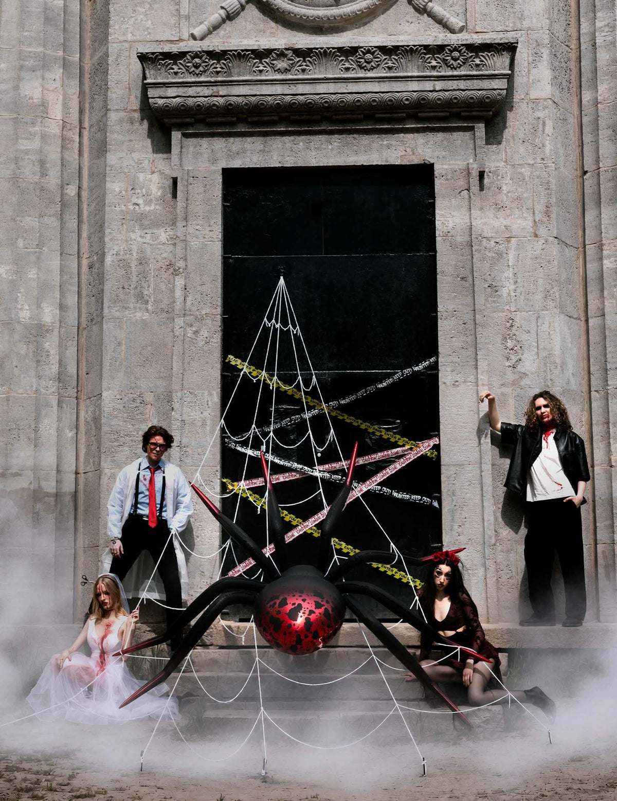 Balão de alumínio com suporte Aranha XXL preto e vermelho 275 x 152 cm