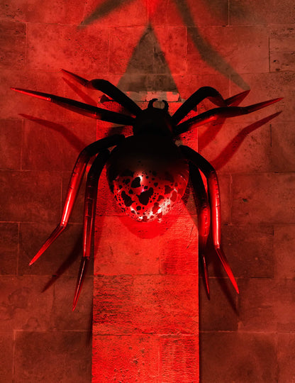 Balão de alumínio com suporte Aranha XXL preto e vermelho 275 x 152 cm