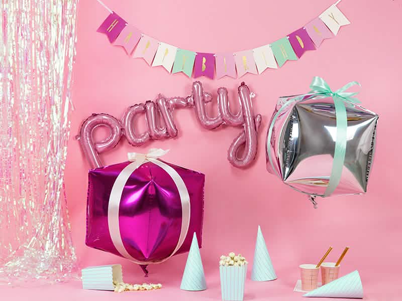 Encenação decorativa do balão de alumínio party cor de rosa para festa para pendurar