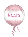 Ballon en feuille Elle est née pour bébé fille rose avec motifs de coeurs