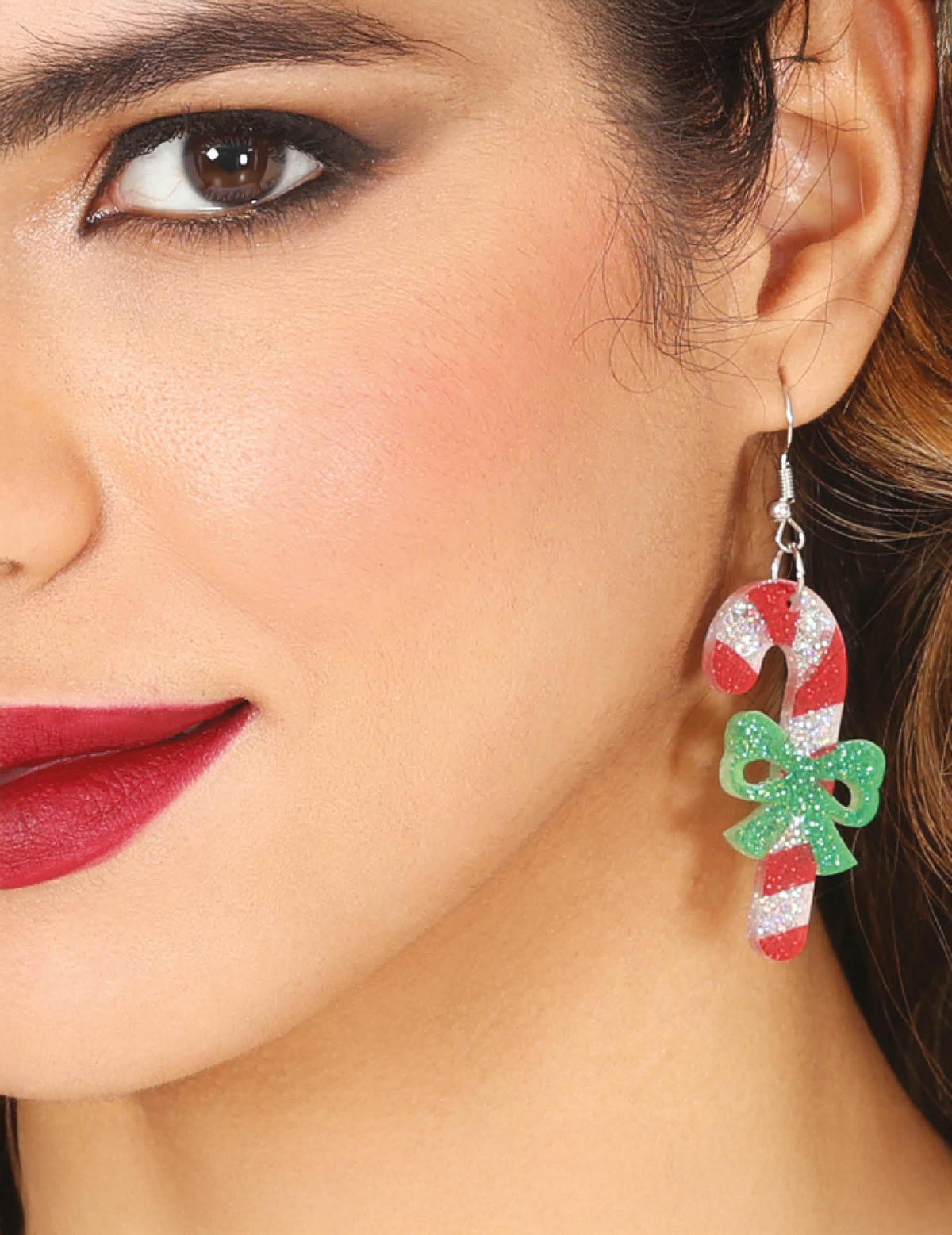 Boucles d'oreilles sucre d'orge de Noël pour femme rouges et blanches pailletées avec nœud vert