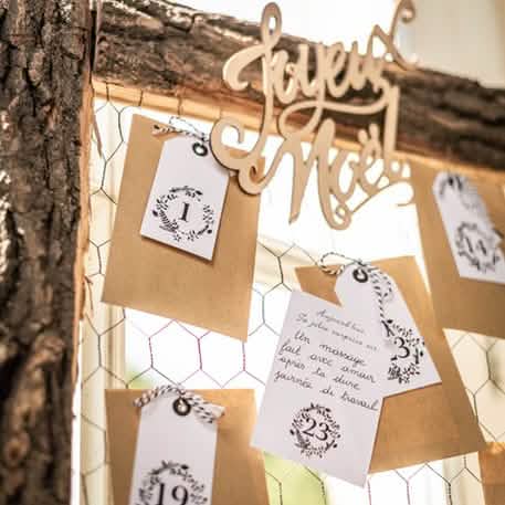 Detalhe da mensagem personalizada do calendário do advento jolis moments 25 bolsas para personalizar