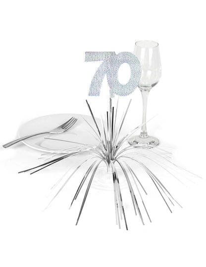 Mise en situation sur une table de fête du centre de table 70 ans