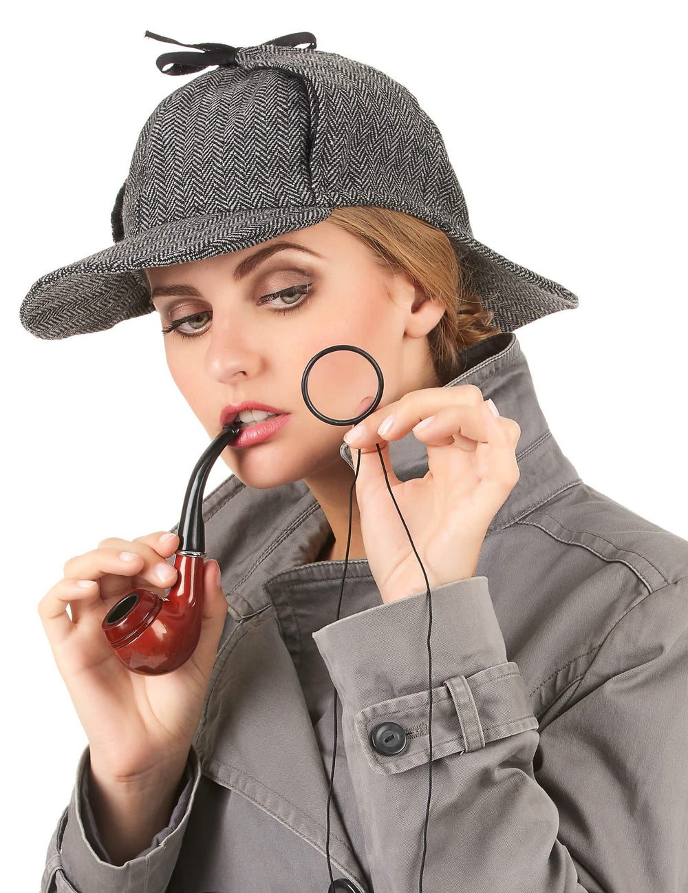 Vista frontal com acessórios do chapéu de detetive inglês para adulto