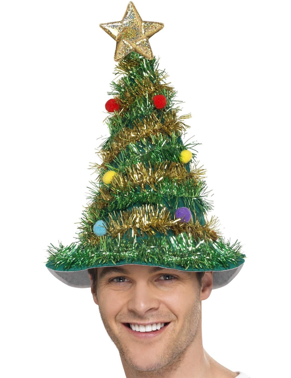 Grande plano do chapéu de pinheiro decorado de natal para adulto