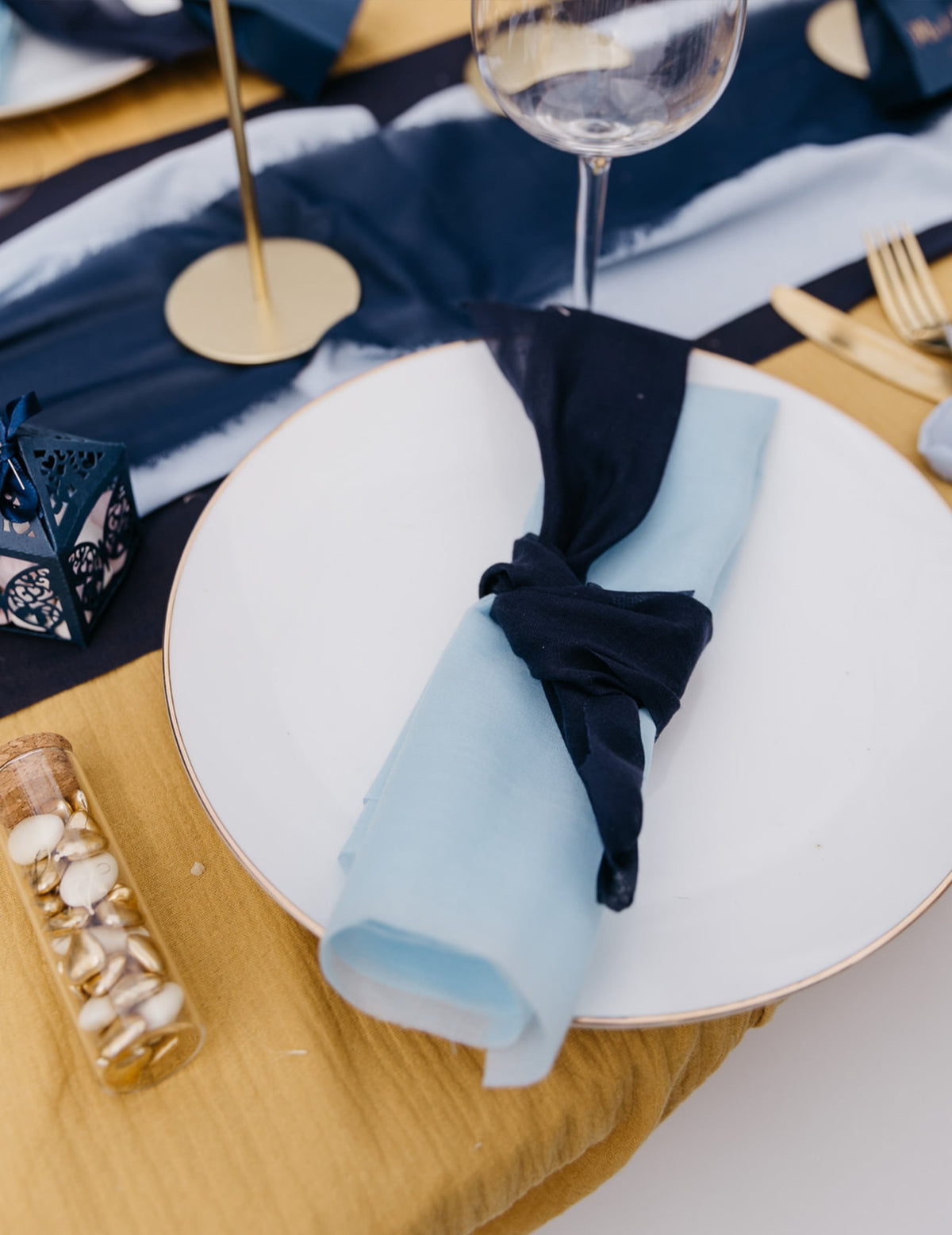 Caminho de mesa musselina azul marinho 28 cm x 5 m decoração casamento