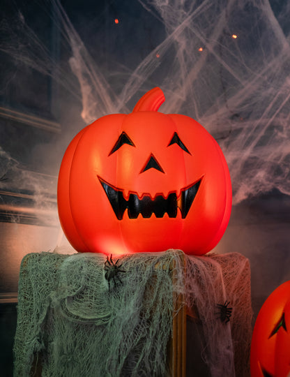 Mise en situation de la citrouille lumineuse Halloween
