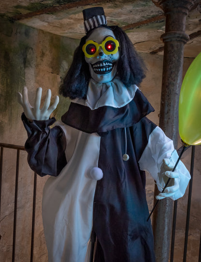 Mise en situation du clown effrayant animé