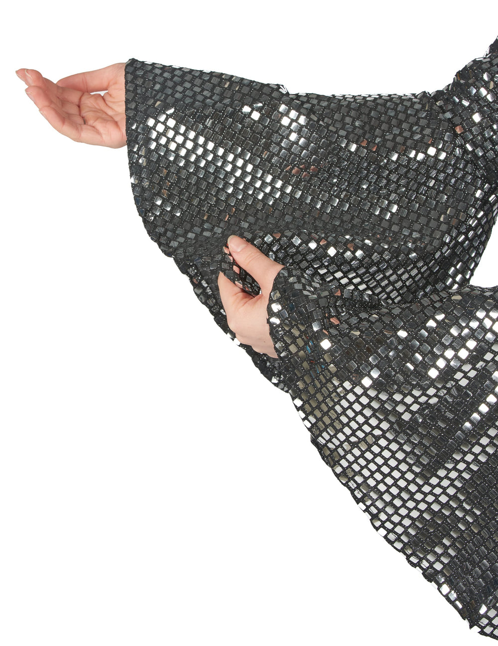 Détail du tissu à sequins de la combinaison disco pour femme