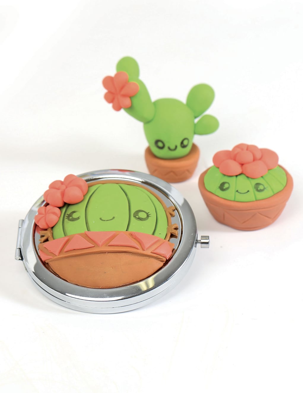 Exemples de réalisations du kit de modelage cornet surprise Fimo cactus bleu