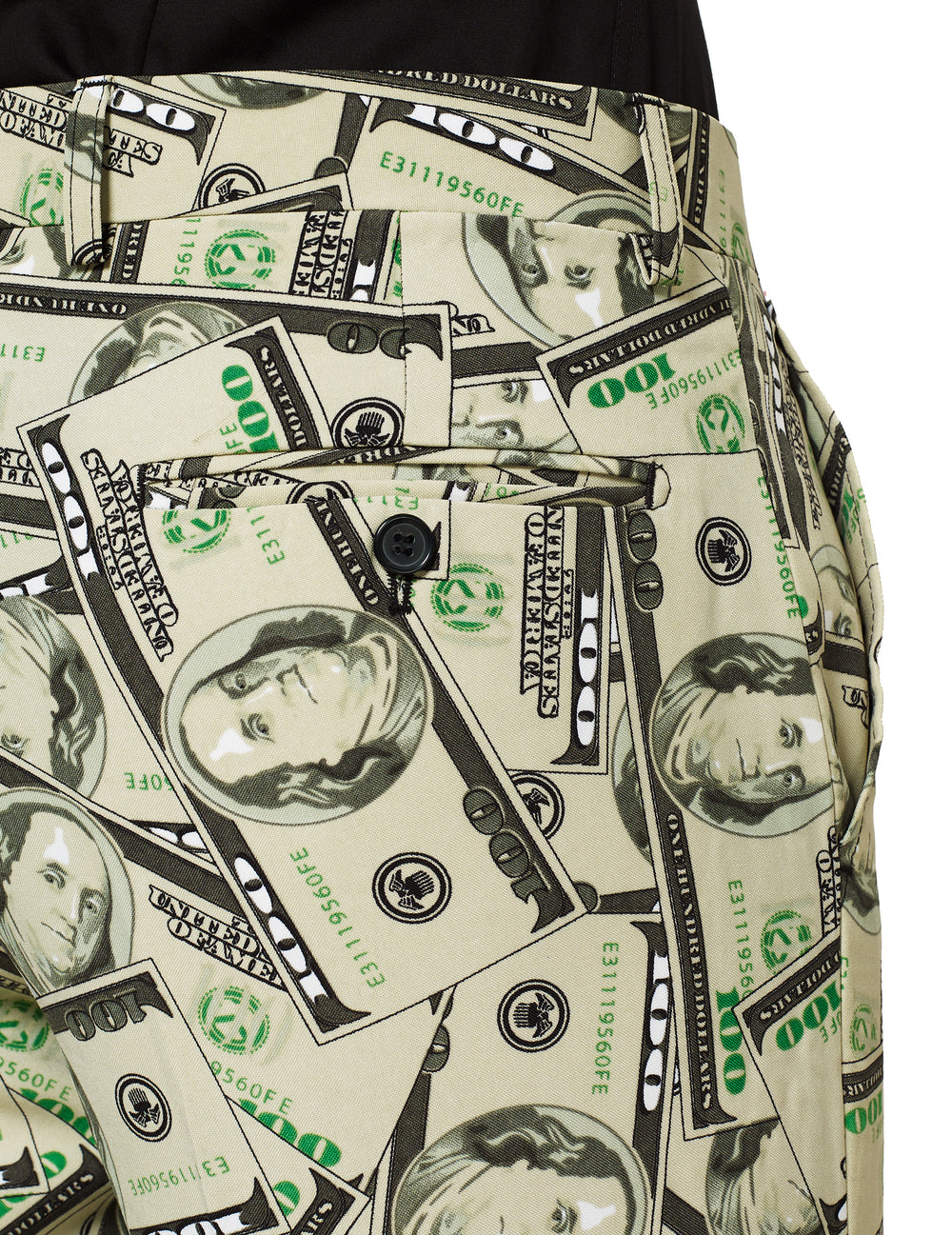 Gros plan sur la poche arrière du pantalon du costume Mr. Cashanova pour homme