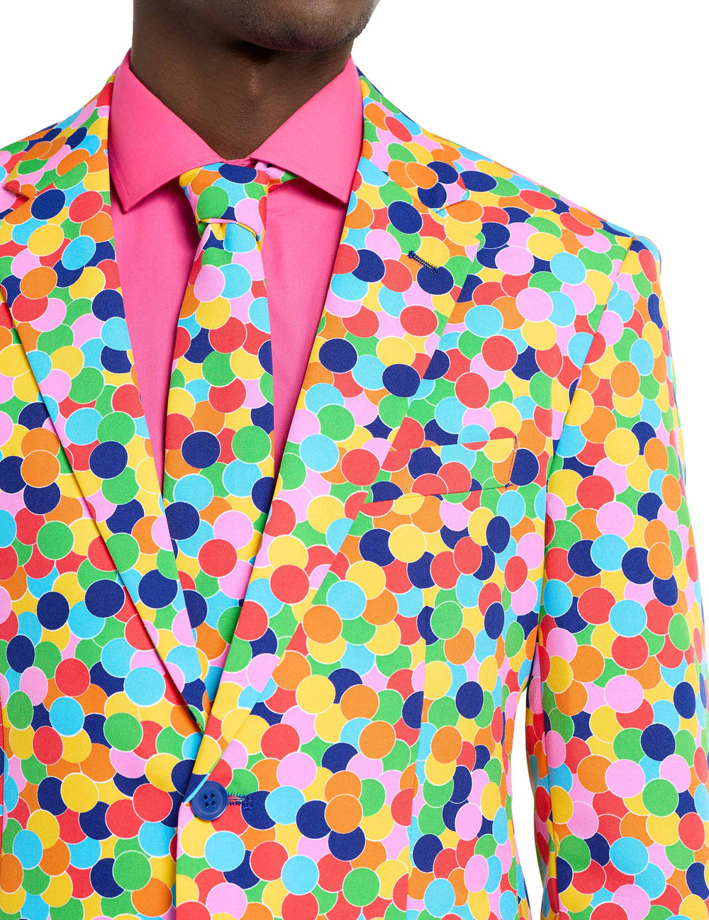 Gros plan sur le col et la cravate du costume Mr. Confetteroni Opposuits pour homme