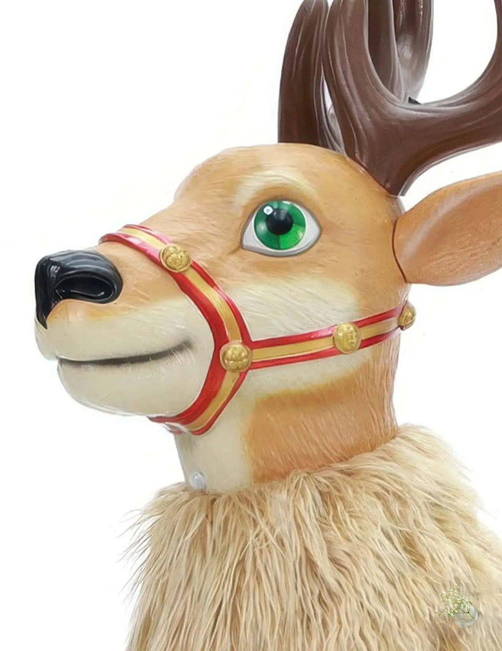 Gros plan sur la tête de la décoration animée Renne fantaisiste de Noël