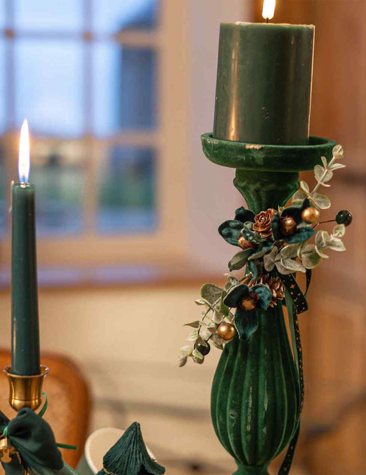 Decoração floral Elegância verde escuro e dourado 23 cm