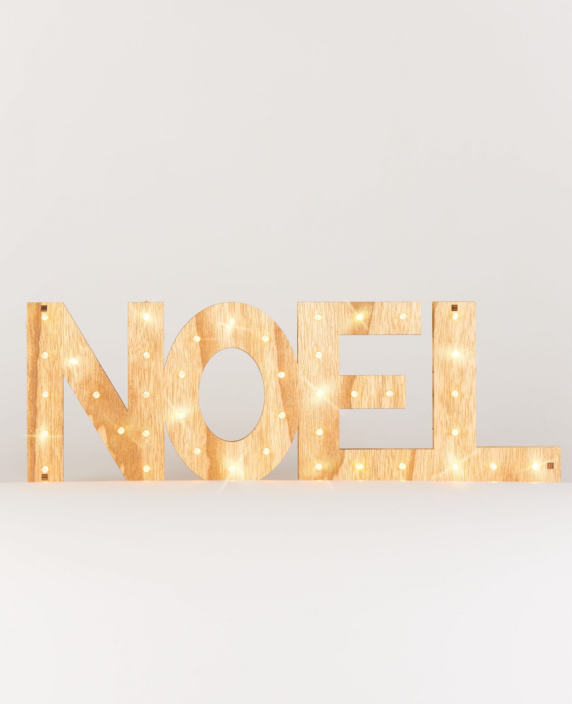 Décoration lettres lumineuses Noël en bois blanc chaud avec 41 LED