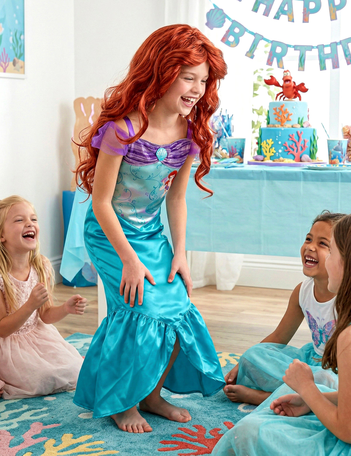 Mise en situation du déguisement Ariel la Petite Sirène basique