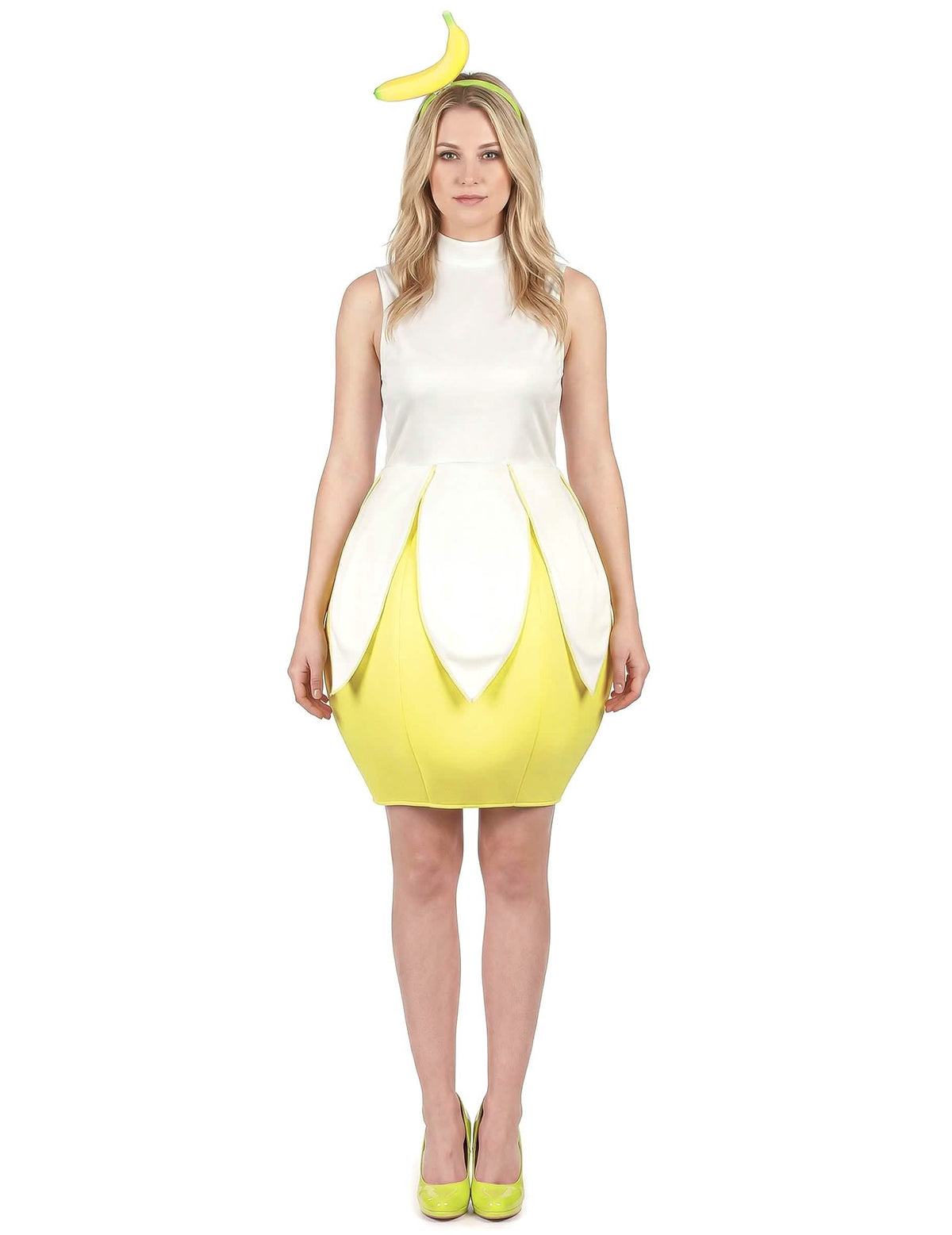 Vista de corpo inteiro do fato de banana para mulher