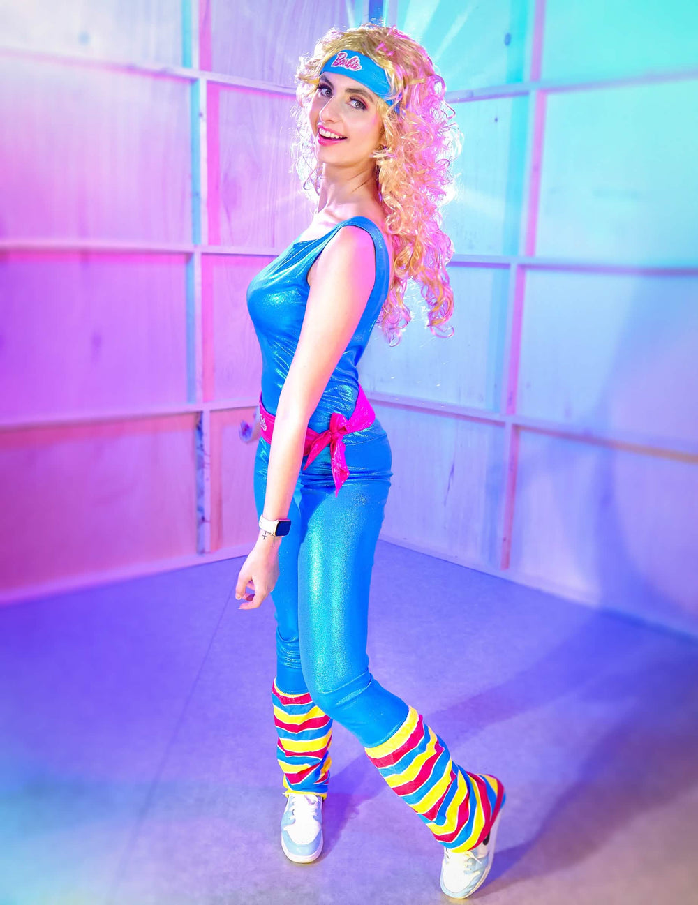 Vue de profil du déguisement Barbie™ aérobic femme