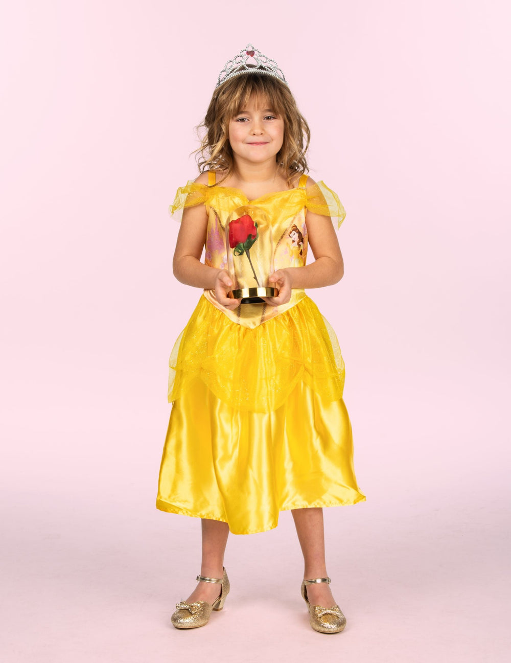 Mise en scène avec la rose et le diadème du déguisement basique Belle™