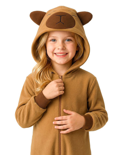 Gros plan sur la capuche du déguisement Capybara pour enfant