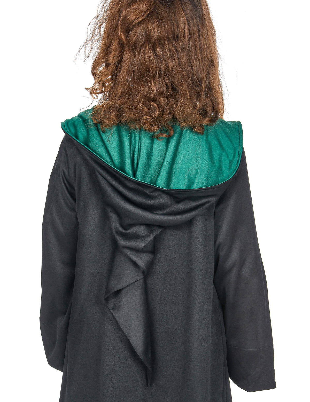 Détail de la capuche et de sa doublure verte du déguisement classique Serpentard Harry Potter