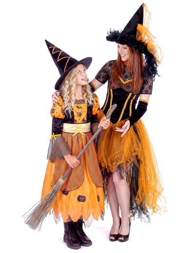 Fato de duo de bruxa cor-de-laranja mãe e filha Halloween