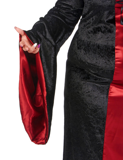 Fato gótico plus size com capuz vermelho e preto para mulher