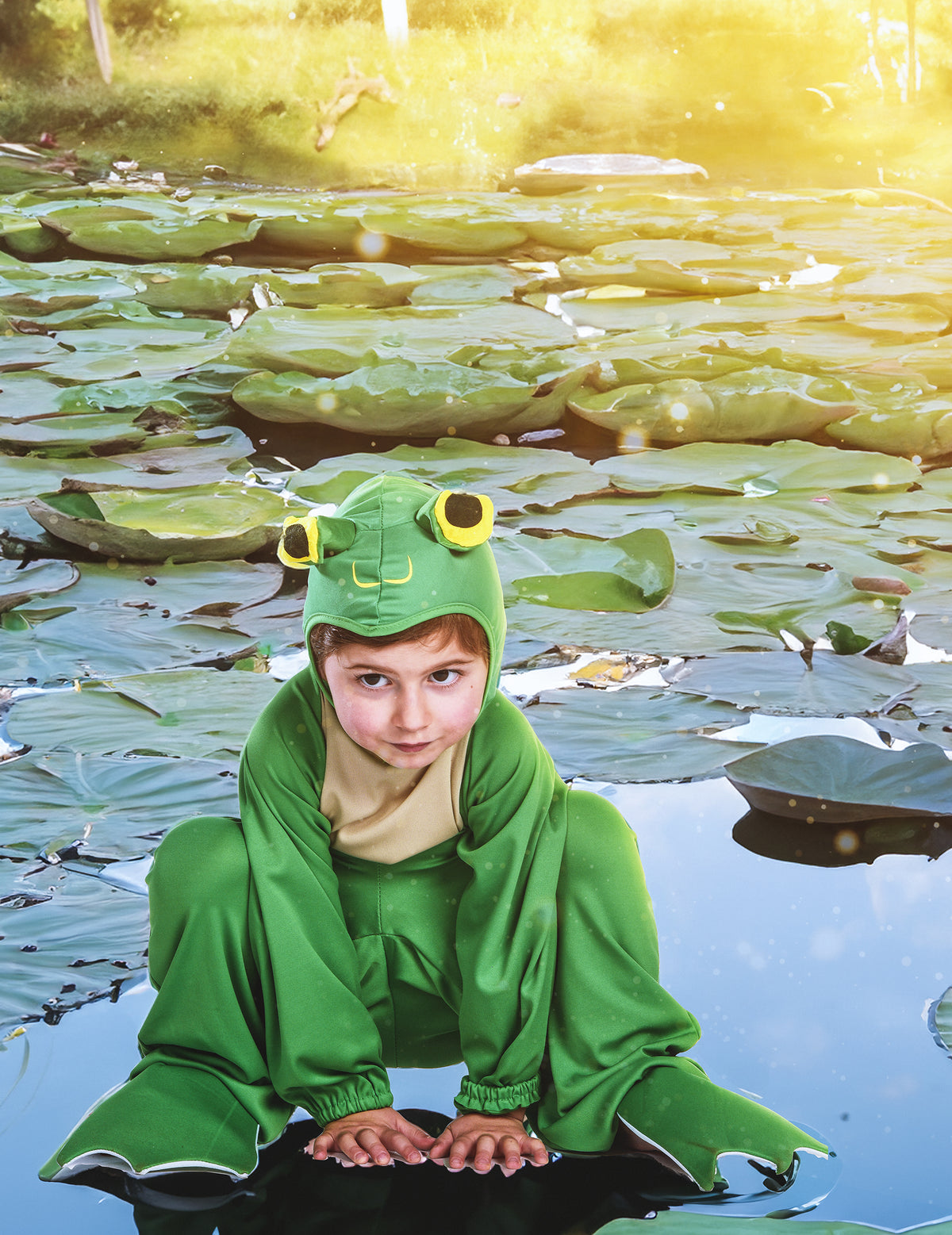 Mise en situation du déguisement grenouille pour enfant