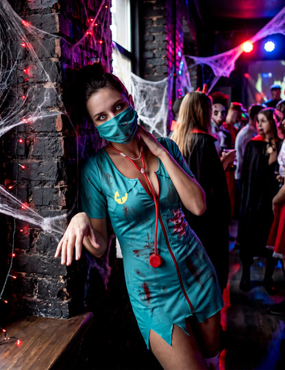 Disfarce enfermeira zombie para mulher