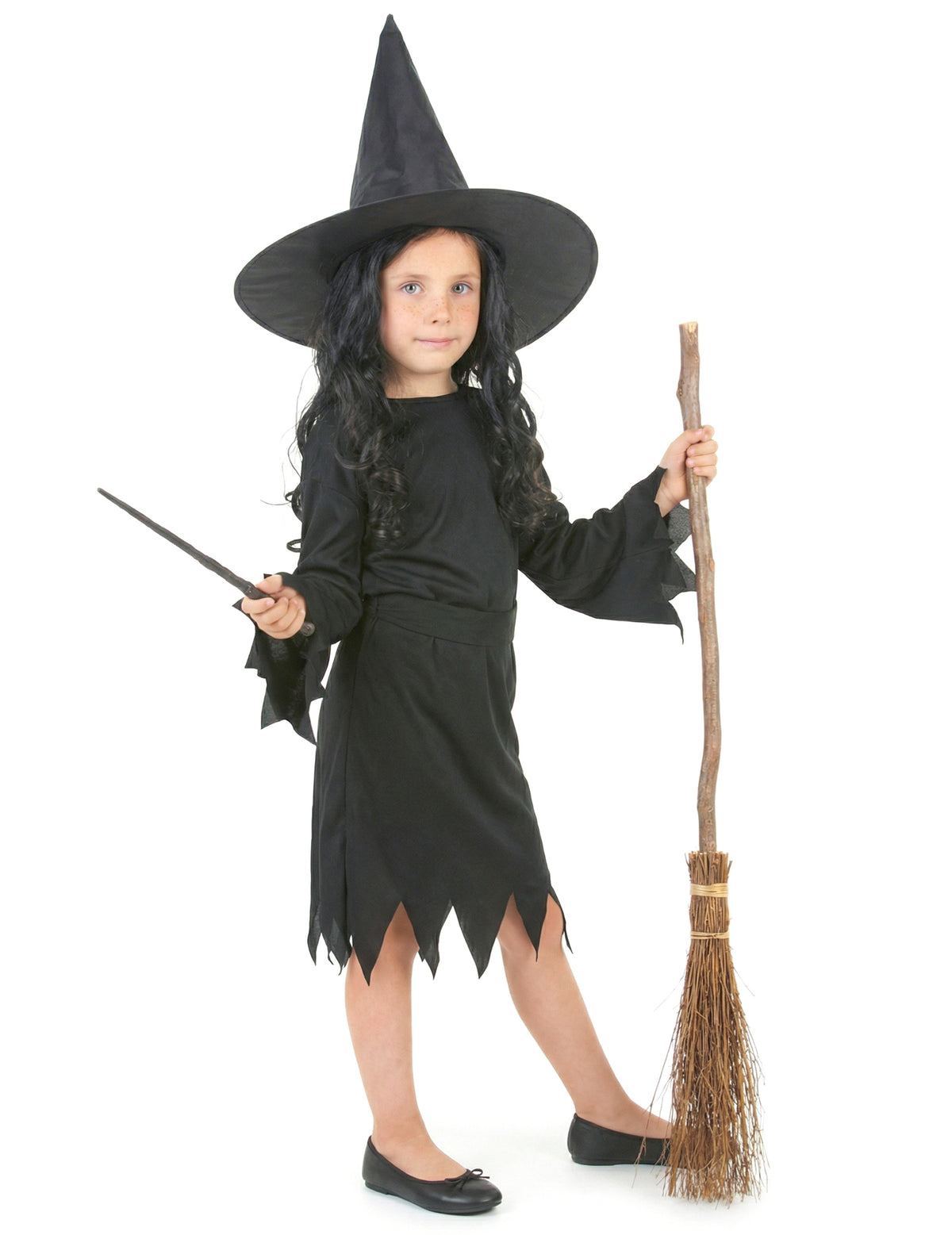 Vue de trois-quarts avec accessoires du déguisement de sorcière Halloween pour fille