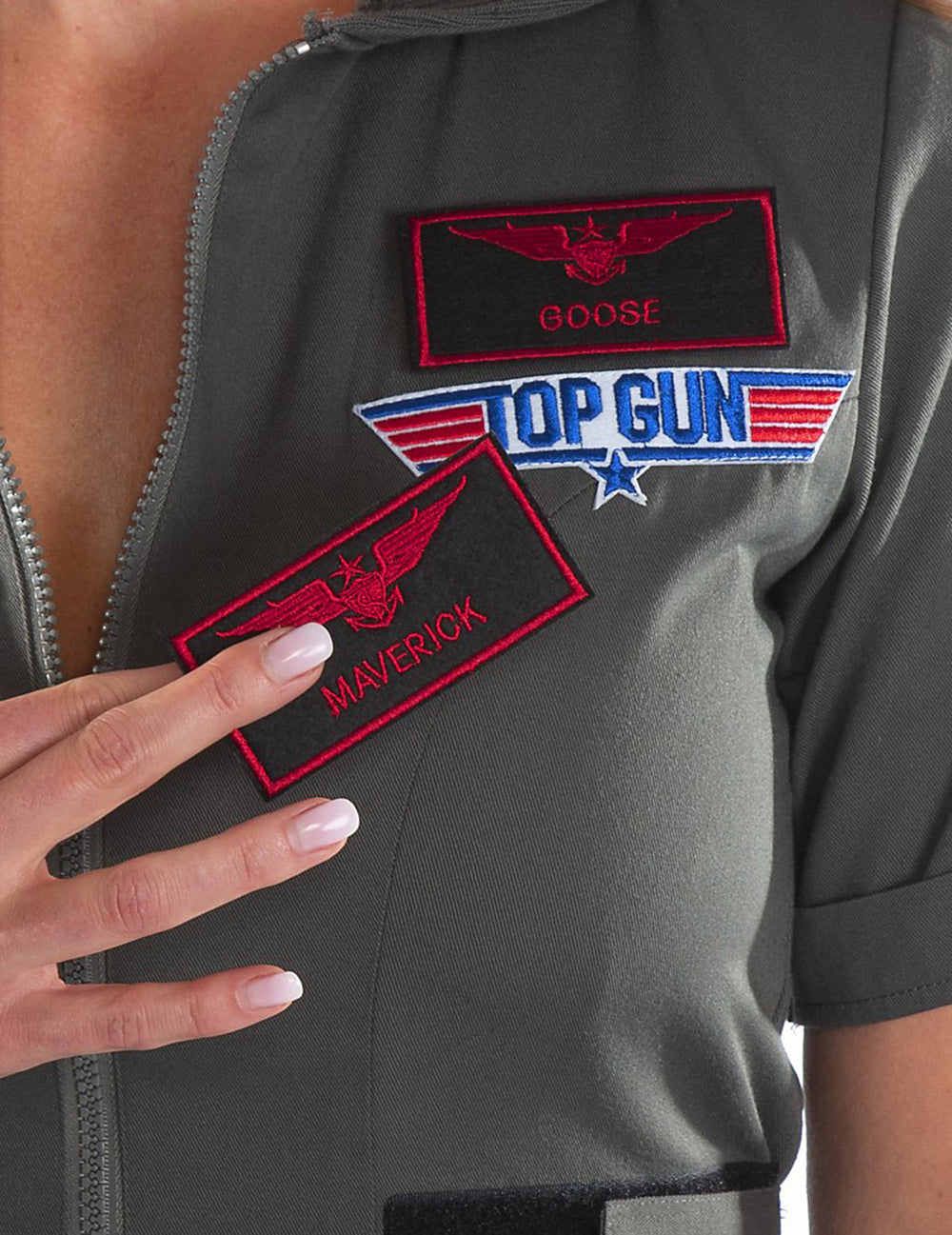 Détail des écussons interchangeables du déguisement robe Top Gun