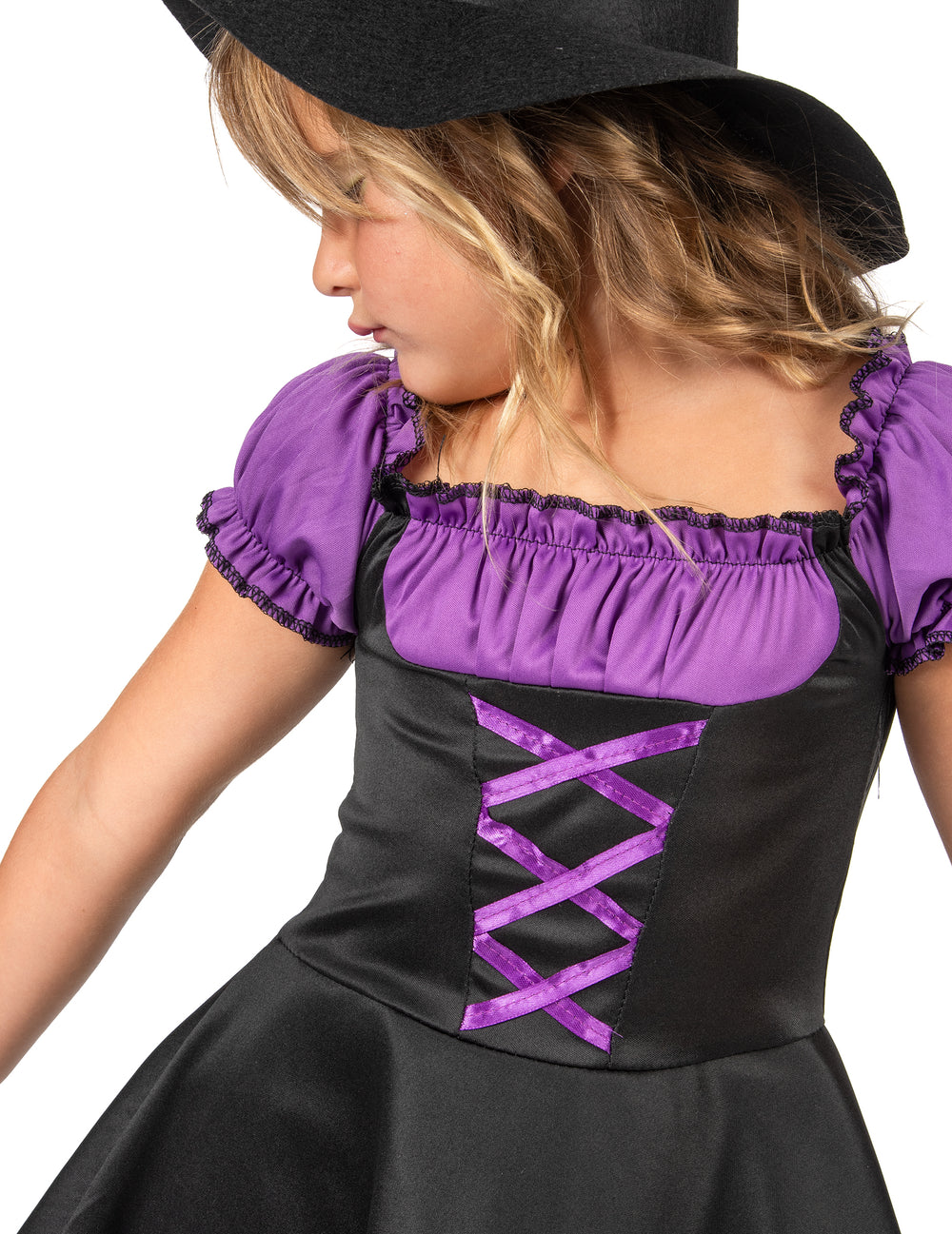 Détail du laçage et des manches bouffantes du déguisement de sorcière pour fille