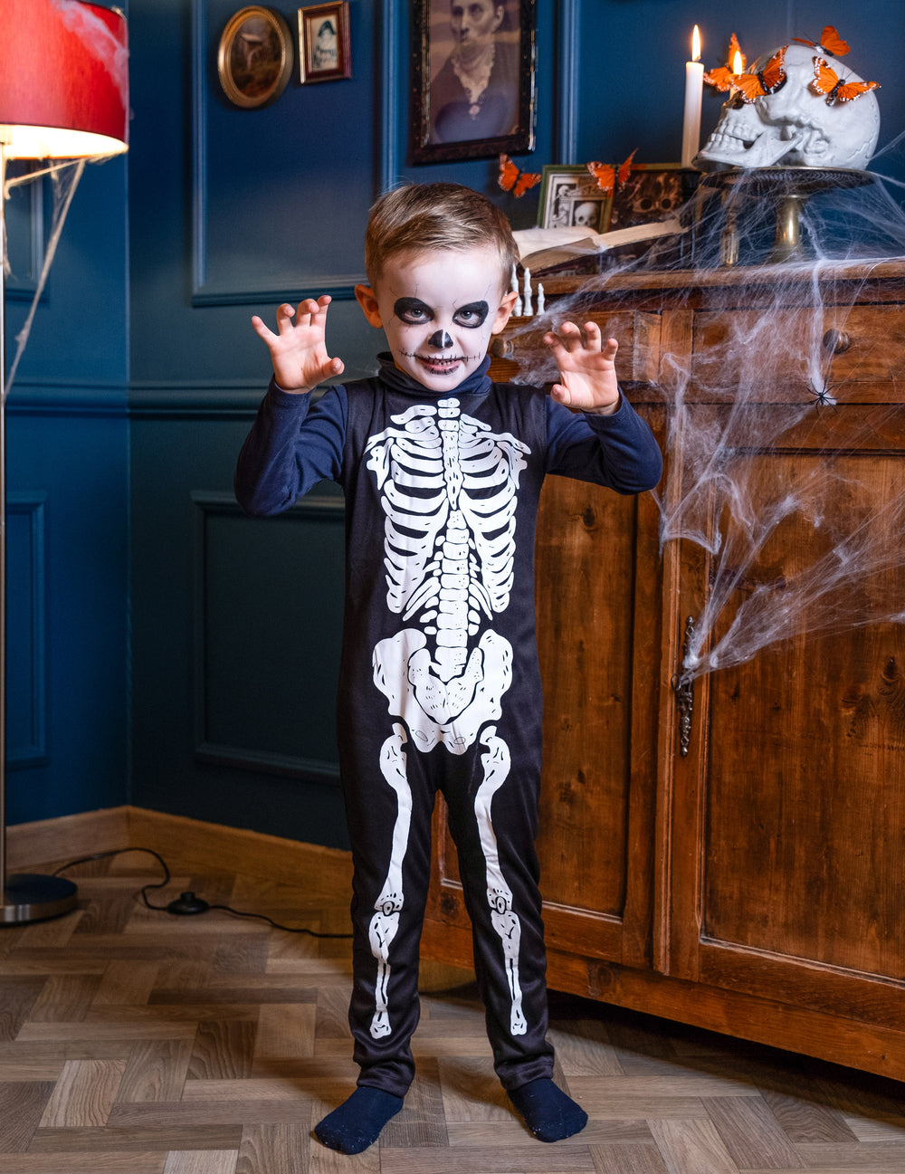 Mise en situation du déguisement de squelette classique pour enfant