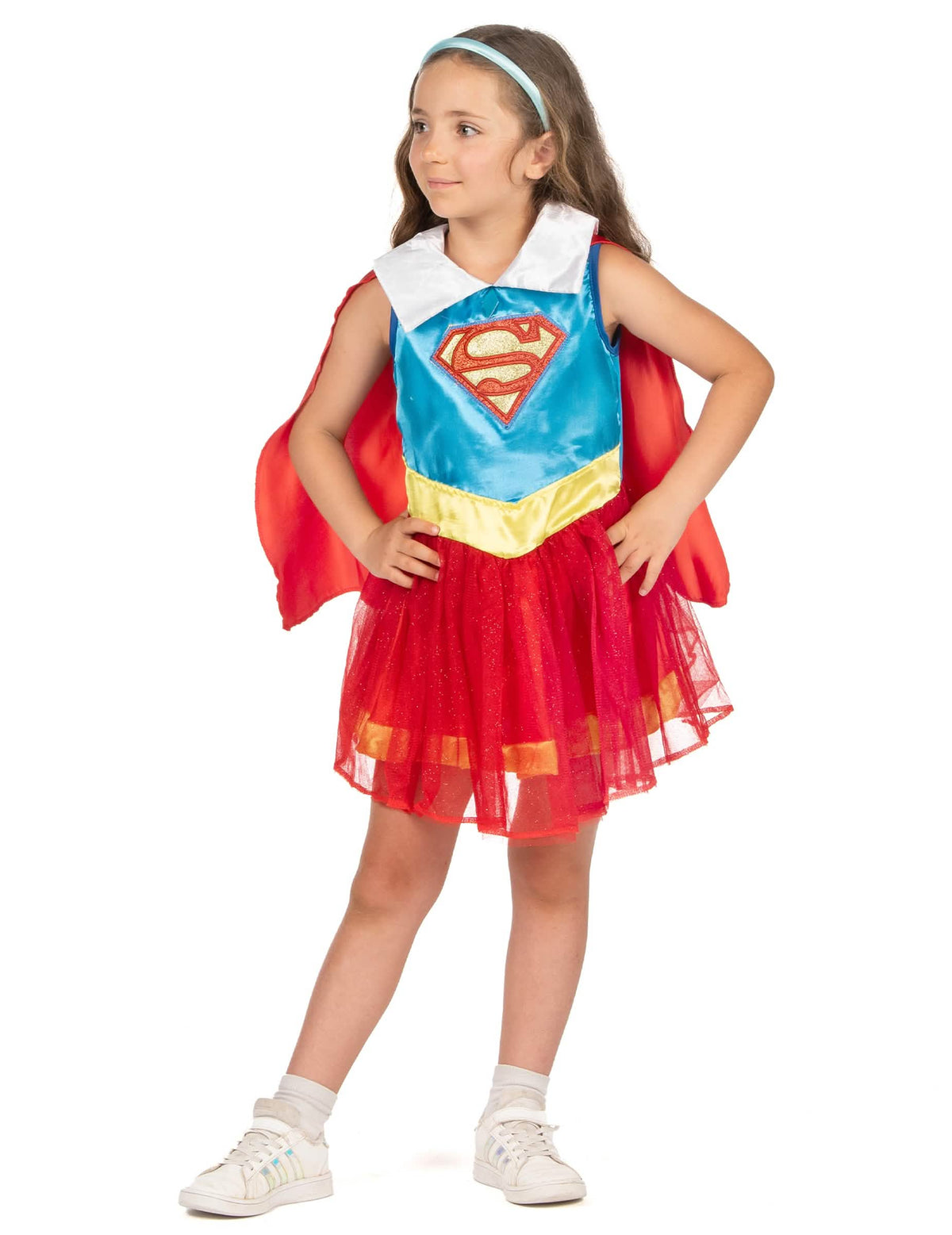 Vista de três quartos do disfarce Supergirl DC Super Hero Girl