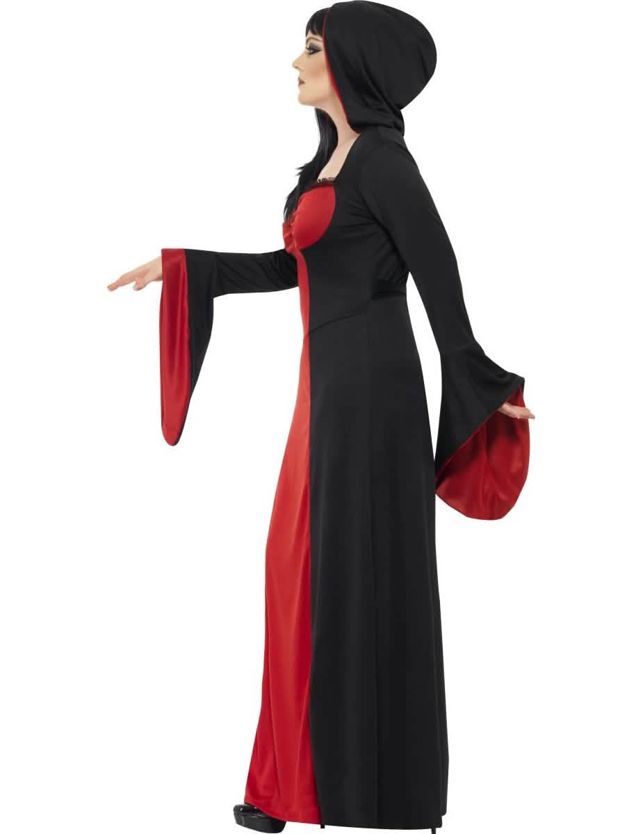 Vista de perfil do disfarce de vampiro para mulher