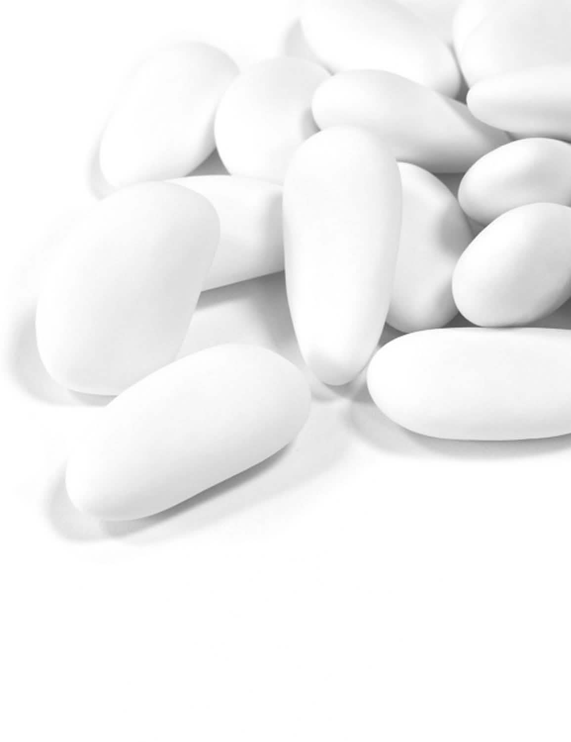 Amêndoas confeiteadas para comunhão cor branco