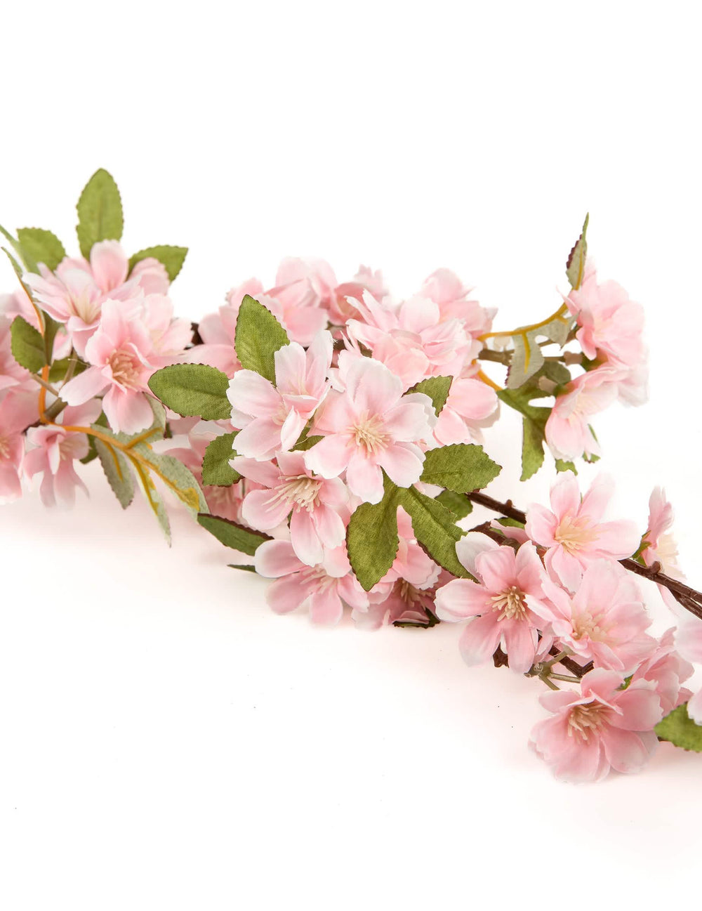 Close-up das flores de cerejeira artificiais estilo sakura