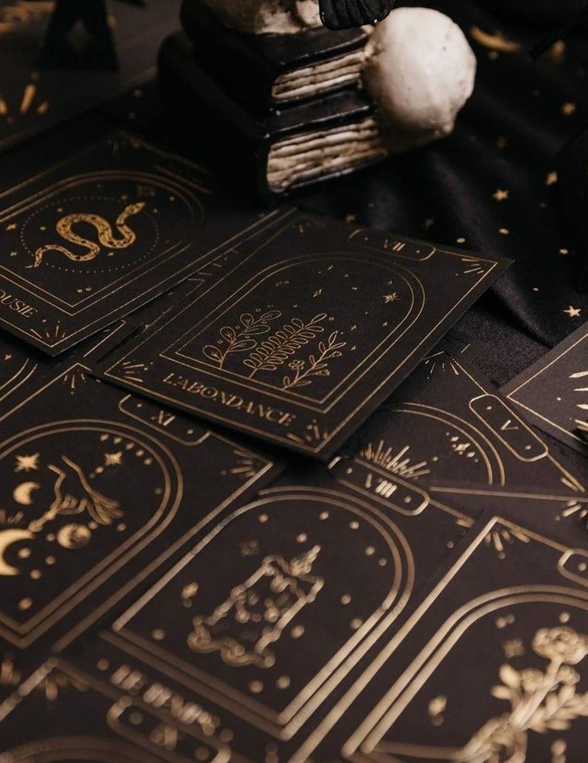 Jogo de 20 cartas oráculo adivinhação Cosmic Spirit em papel preto e dourado 8 x 11 cm
