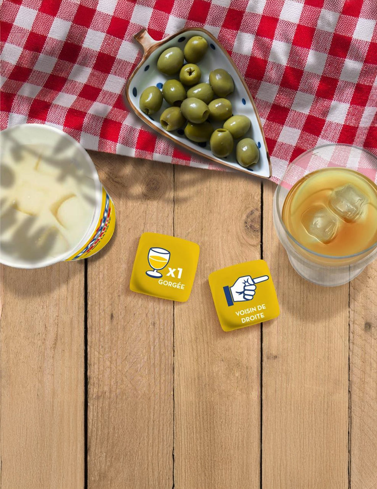 Détail des faces du jeu de dés à boire pastis