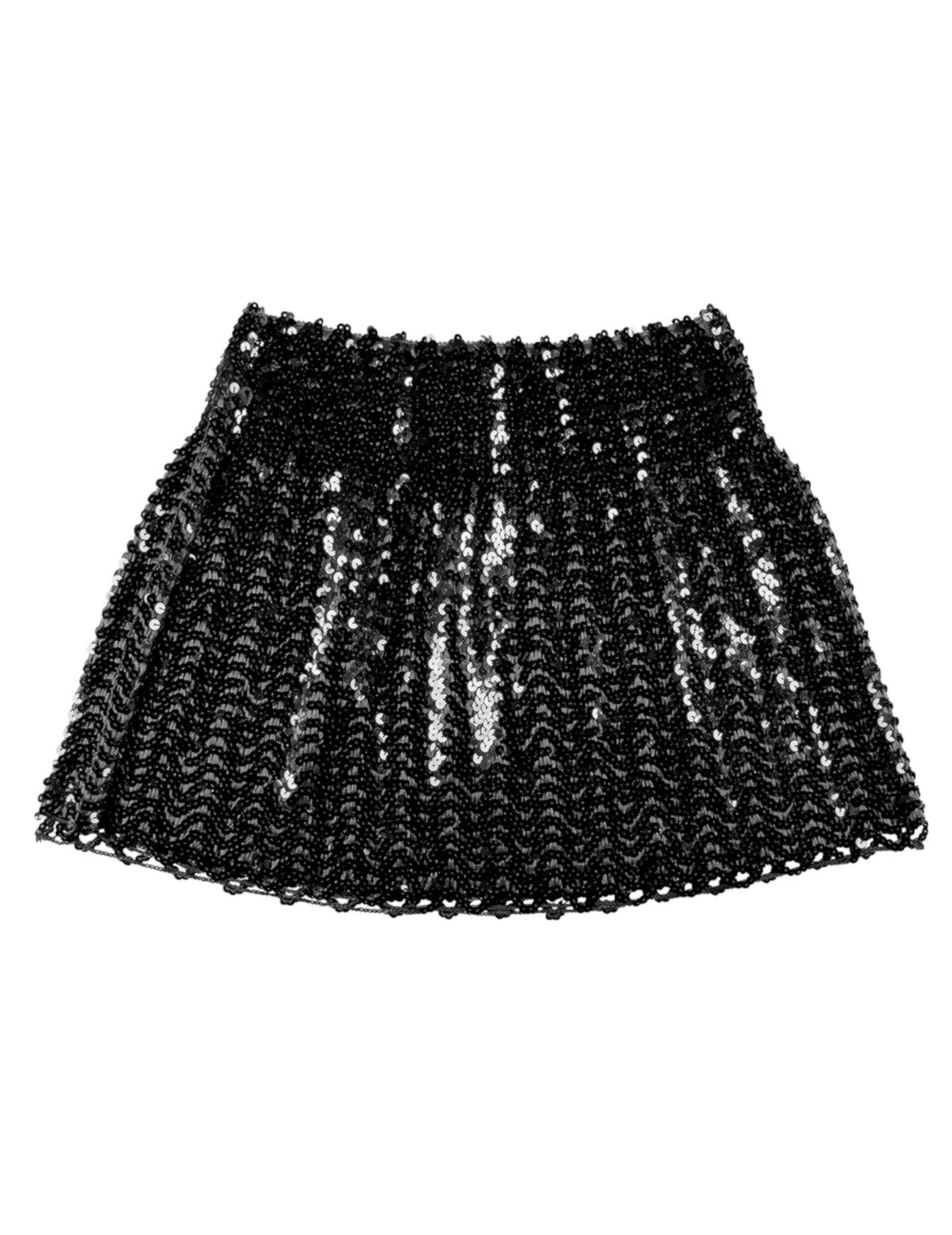 Mise en situation sur fond festif de la jupe à sequins pour femme noire