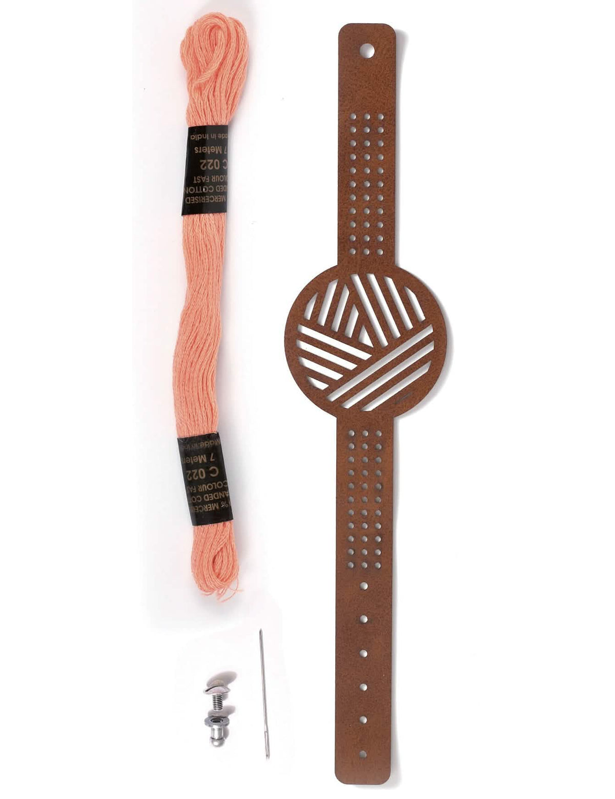 Conteúdo do kit de pulseira para bordar com motivos geométricos para criança