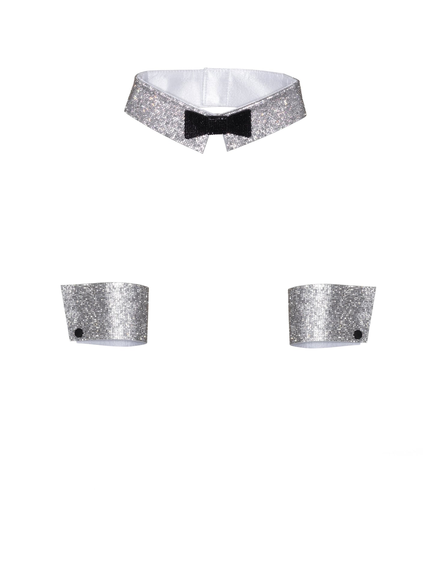 Détail du col et des poignets du kit col et manchettes à strass deluxe