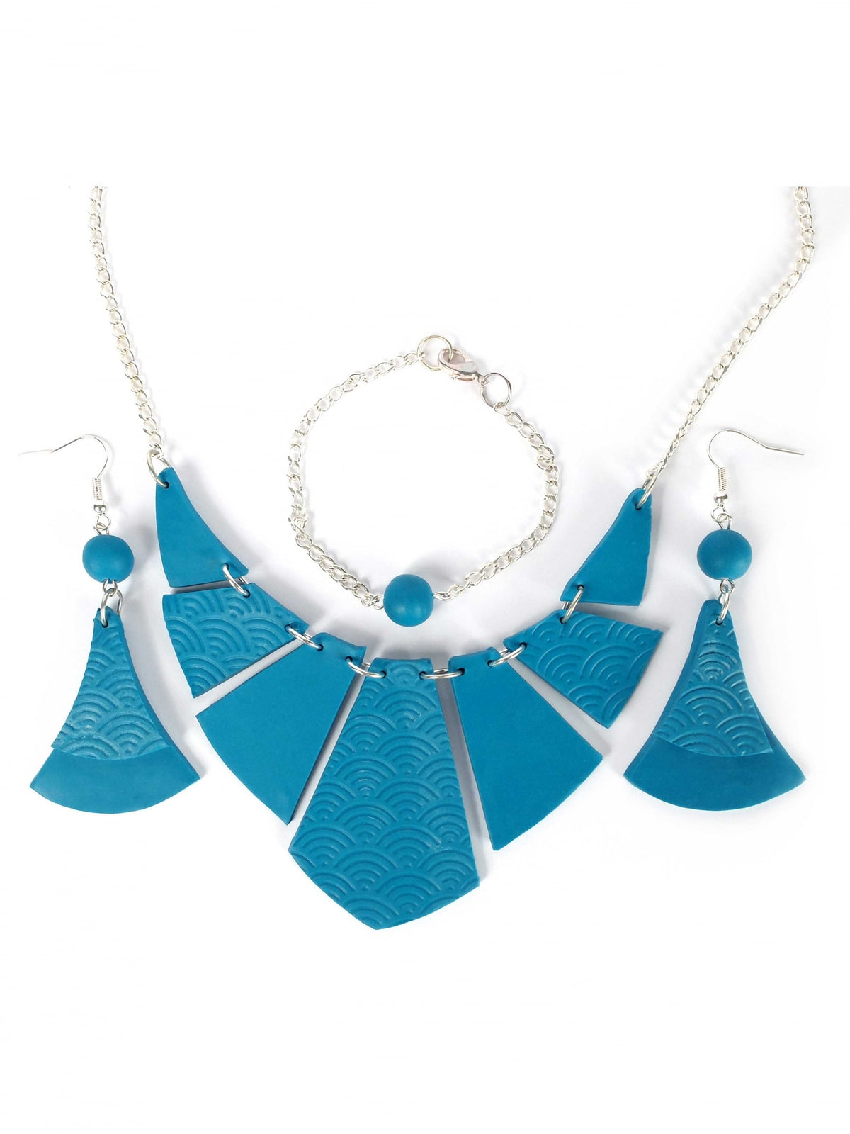 Vue d'ensemble du kit création de bijoux parure turquoise en pâte fimo