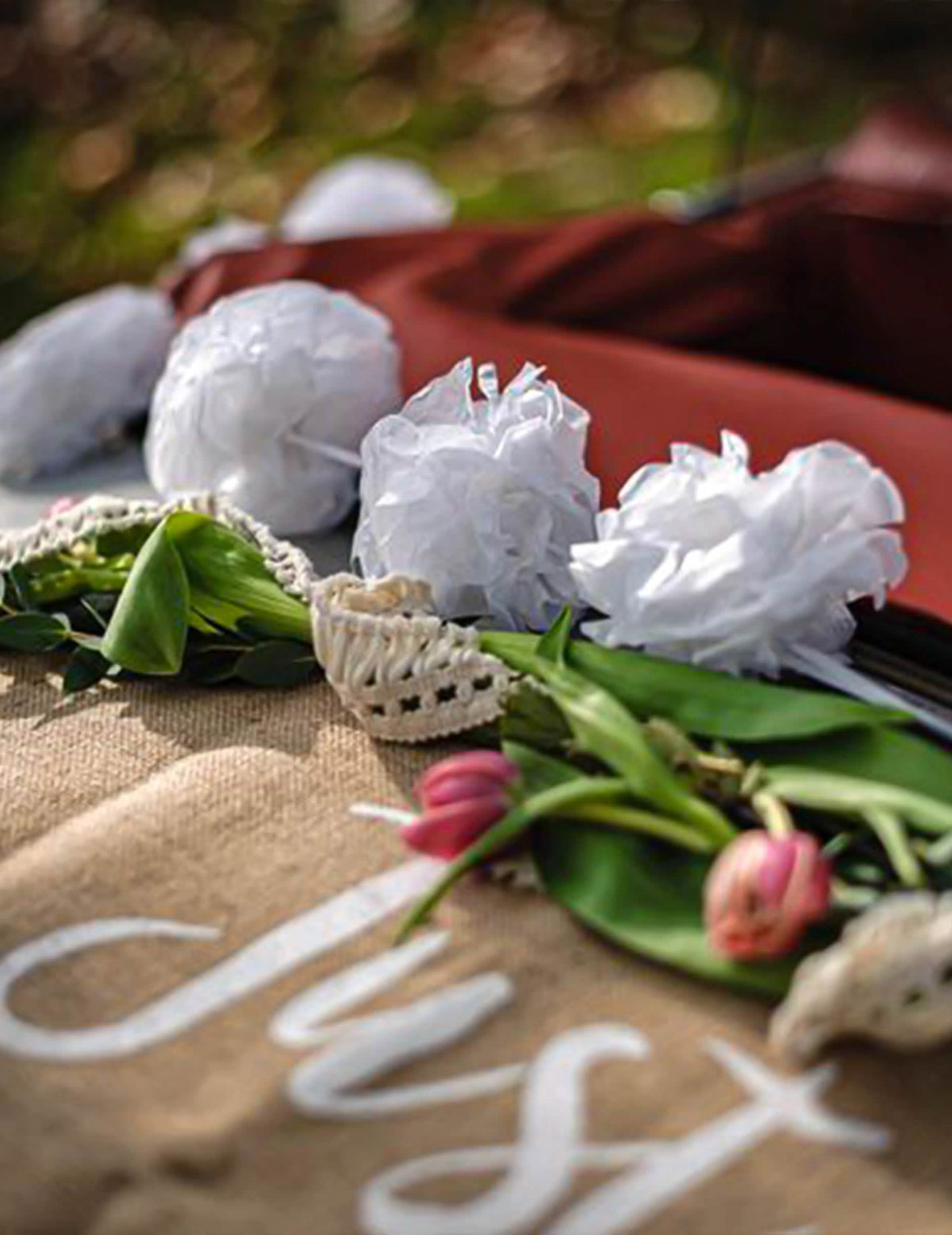 Kit Carro dos Noivos Rústico Juta e Renda Completo Just Married