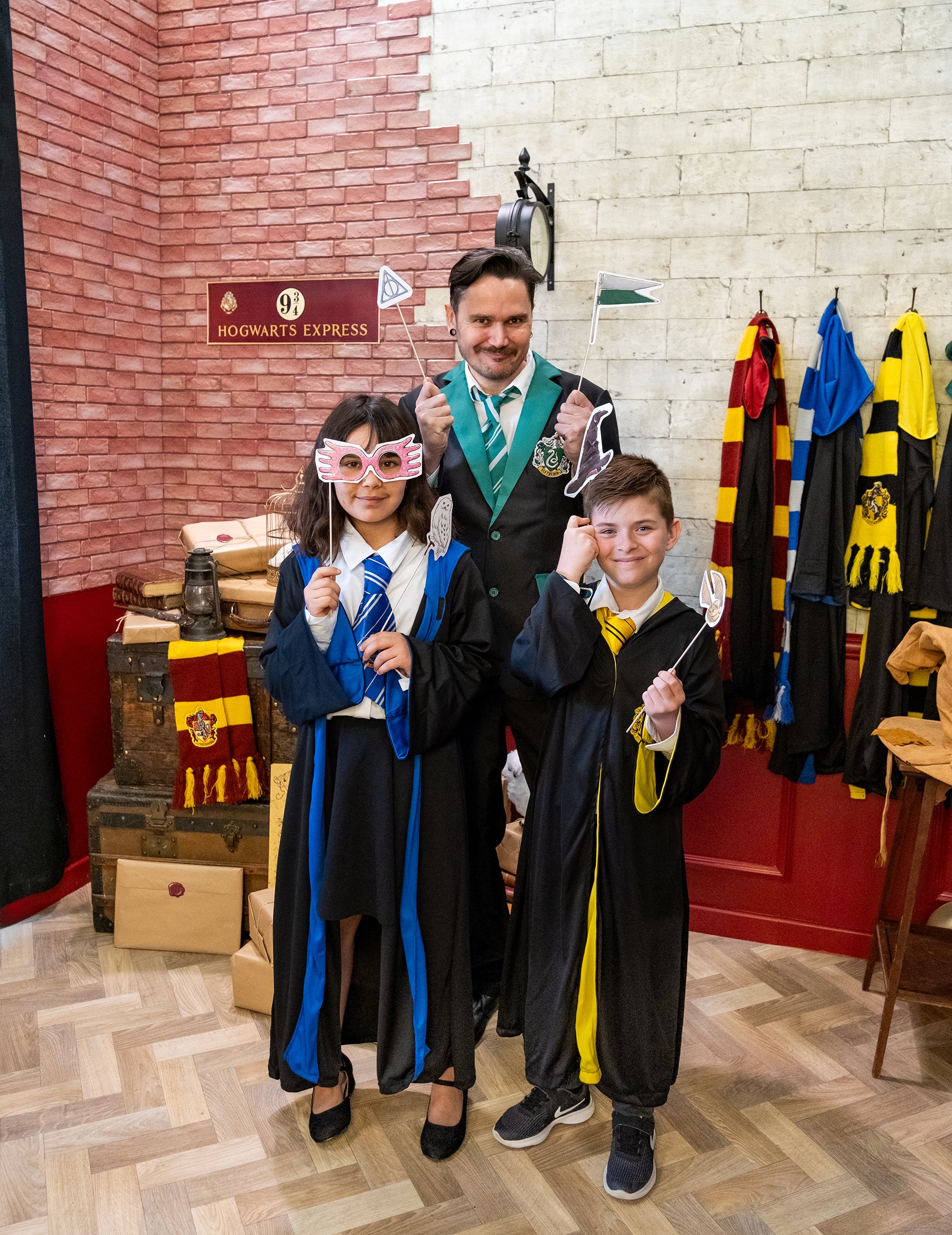 Mise en situation des accessoires du Kit Photobooth Harry Potter