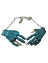 Collier gothique mains zombies pour adulte bleu et argenté